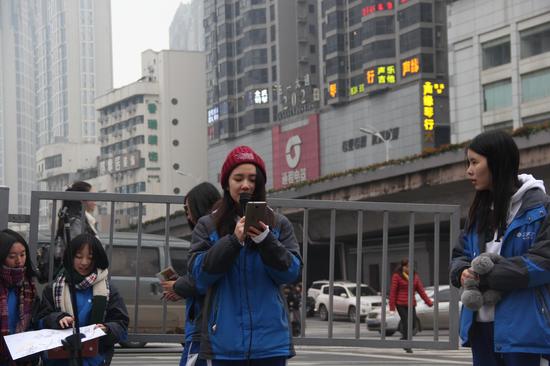 动听歌声引来大家点赞。